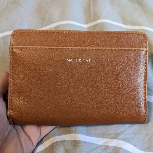 Matt and Nat wallet - Picture 1 of 4